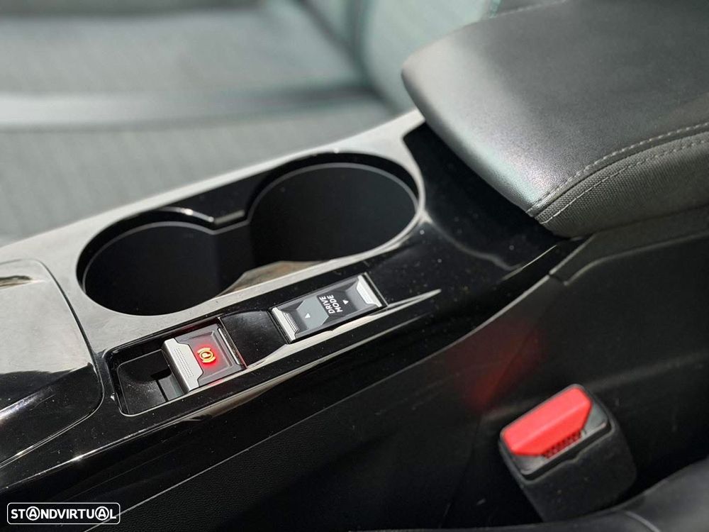 Peugeot 2008 1.5 BlueHDi Allure Pack EAT8 - 10