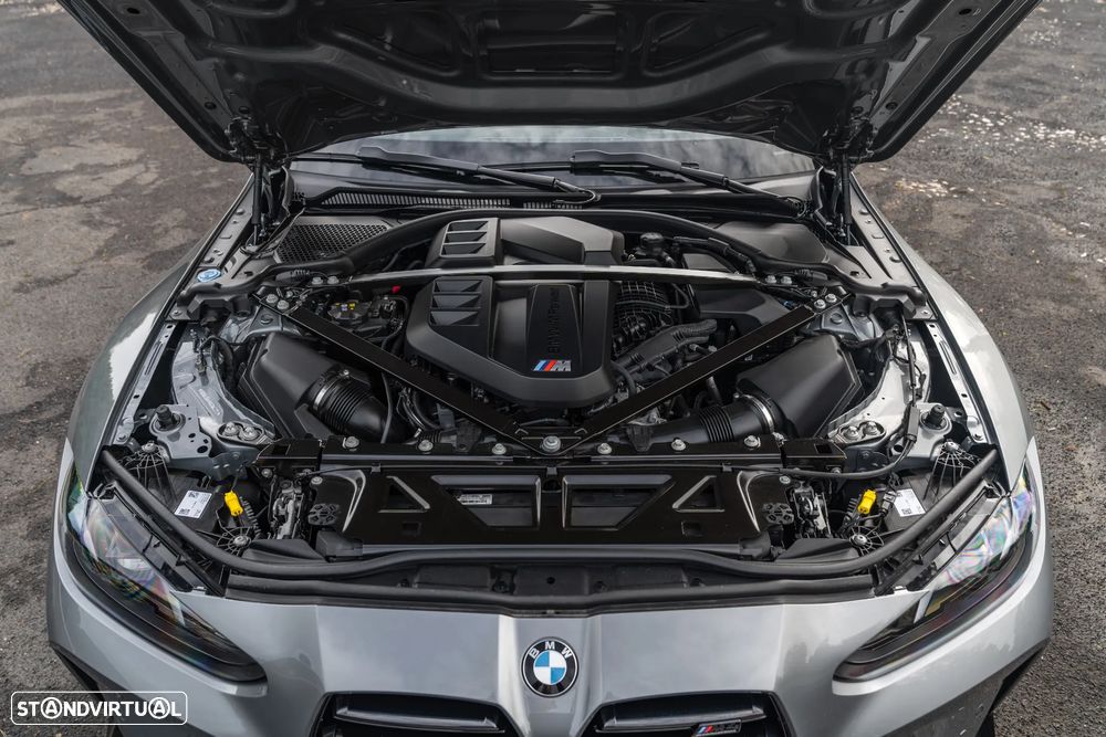 BMW M4 Competition M xDrive - 22