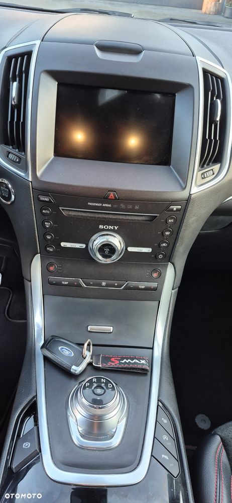 Ford S-Max 2.0 EcoBlue ST-Line - 28