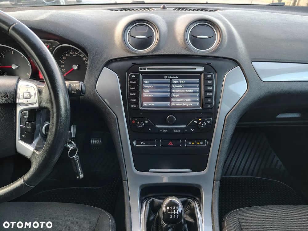 Ford Mondeo 2.0 TDCi Business Edition - 25