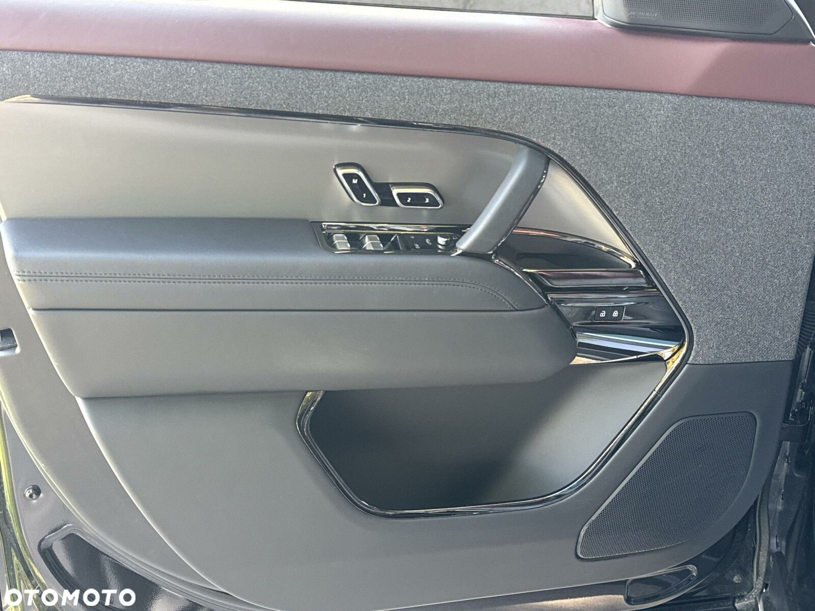 Land Rover Range Rover Sport - 11