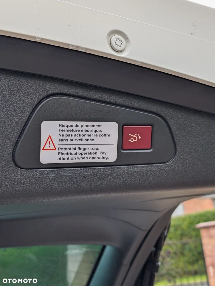 Peugeot 508 RXH 2.0 HDi HYbrid4 - 34