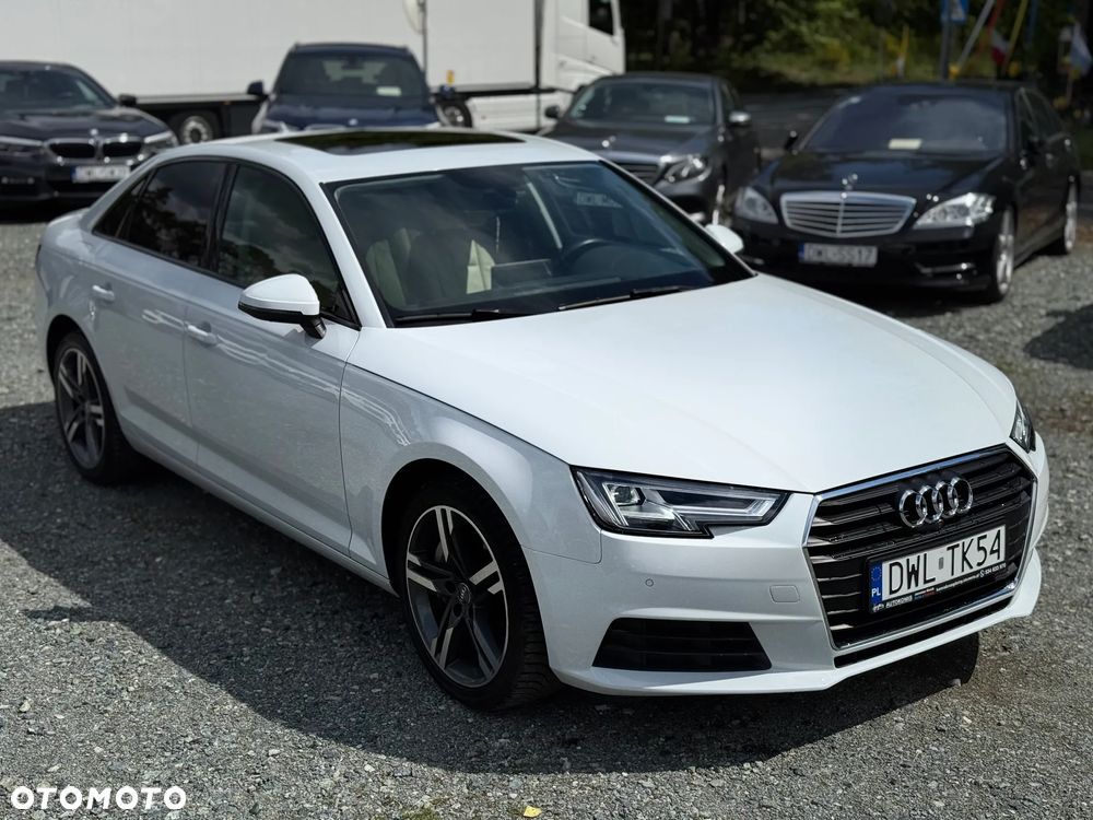 Audi A4 Limousine - 2