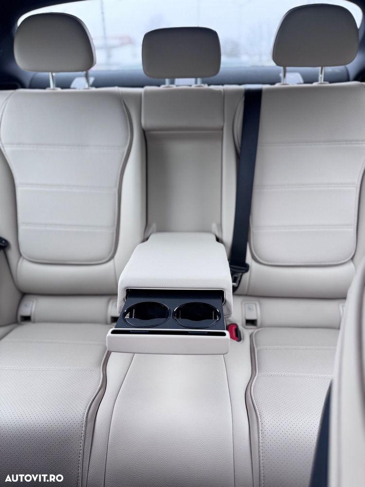 Mercedes-Benz C 200 MHEV 4MATIC - 38