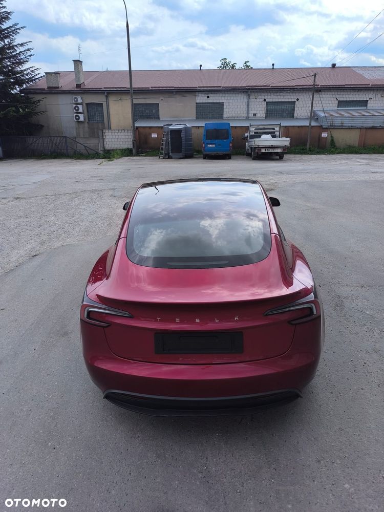 Tesla Model 3 Long Range RWD - 4