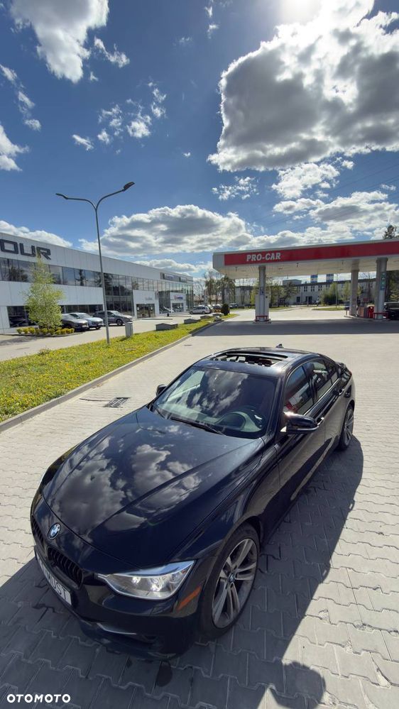 BMW Seria 3 328i xDrive Sport-Aut Sport Line - 7