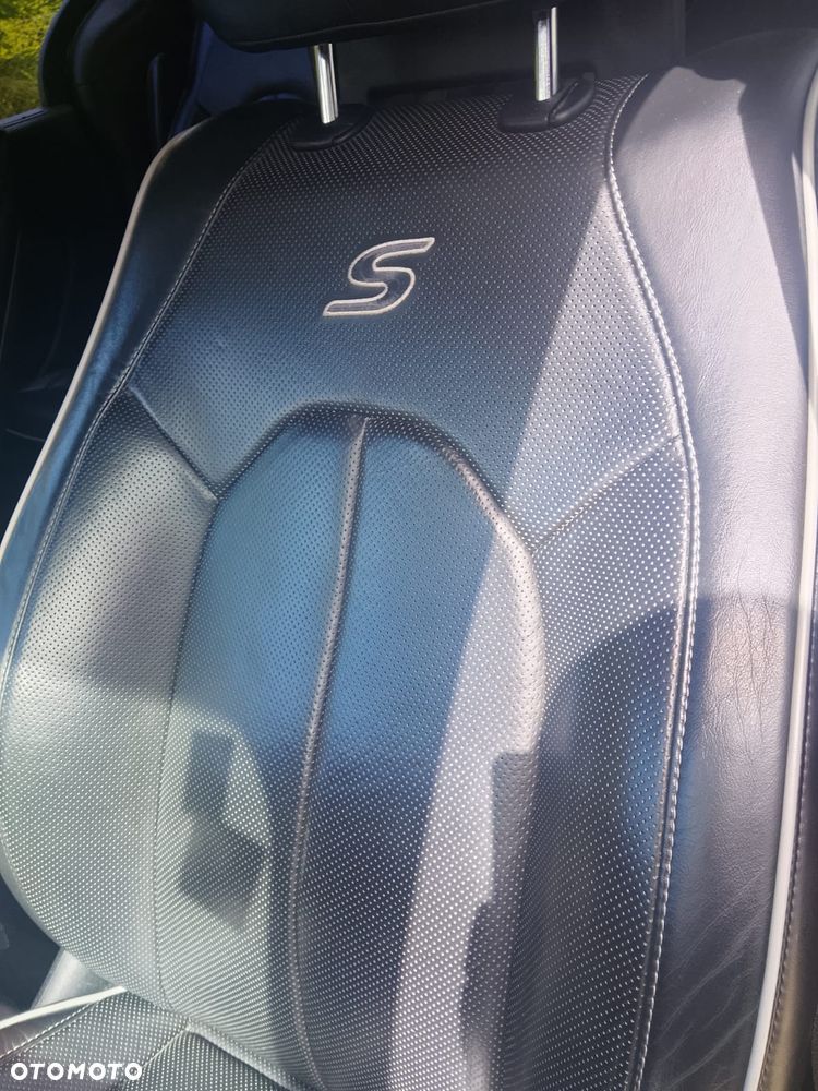 Chrysler Pacifica - 5