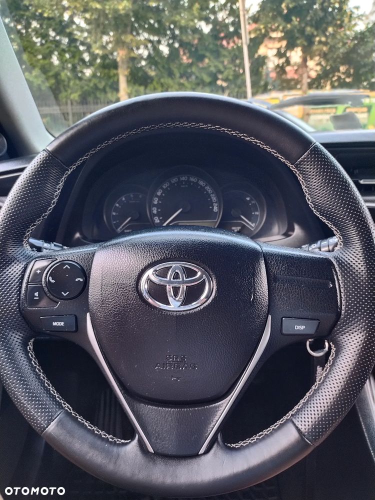 Toyota Auris 1.4 D-4D Comfort - 12