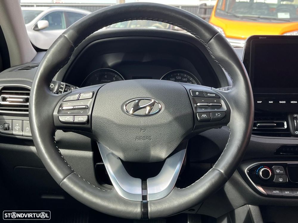 Hyundai i30 SW - 10