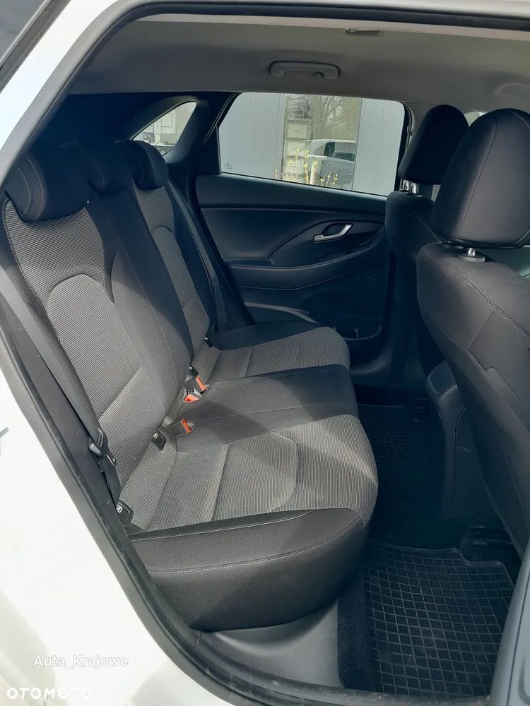 Hyundai i30 1.4 Classic + - 22