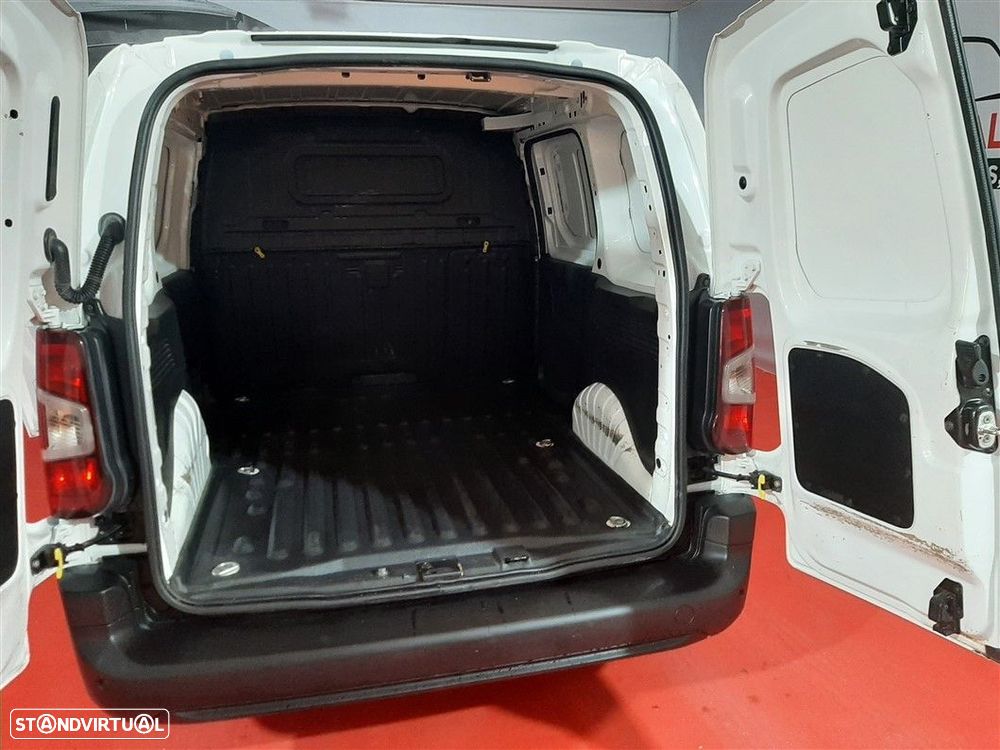 Citroën Berlingo COMERCIAL 2 LUGARES - 26