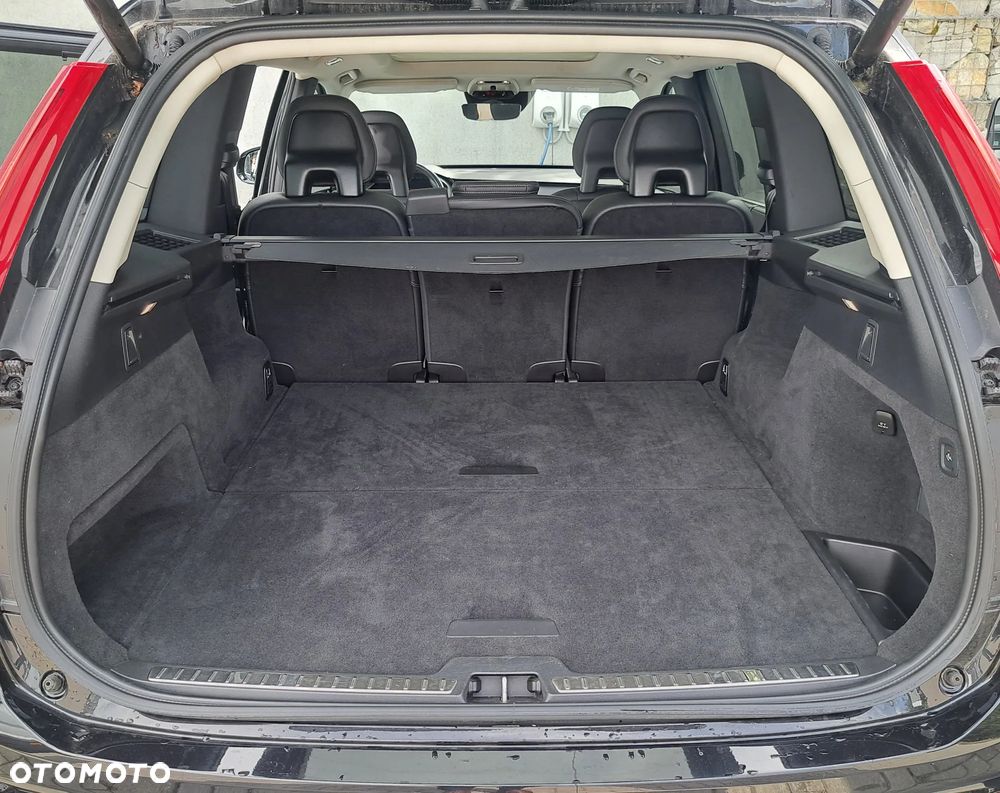 Volvo XC 90 B5 D AWD Inscription - 33