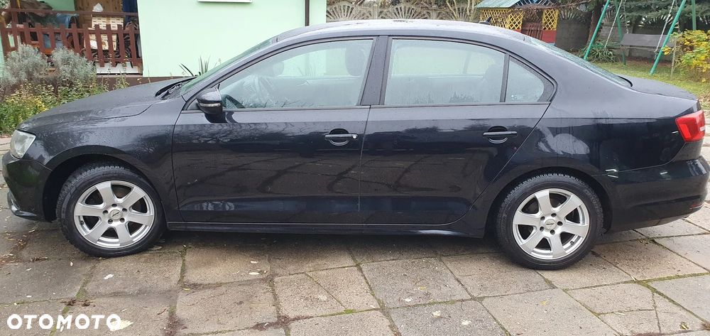Volkswagen Jetta 2.0 TDI DPF BMT Comfortline - 3