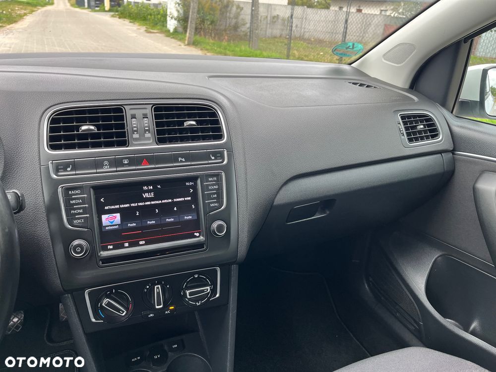 Volkswagen Polo 1.2 TSI (Blue Motion Technology) Comfortline - 23