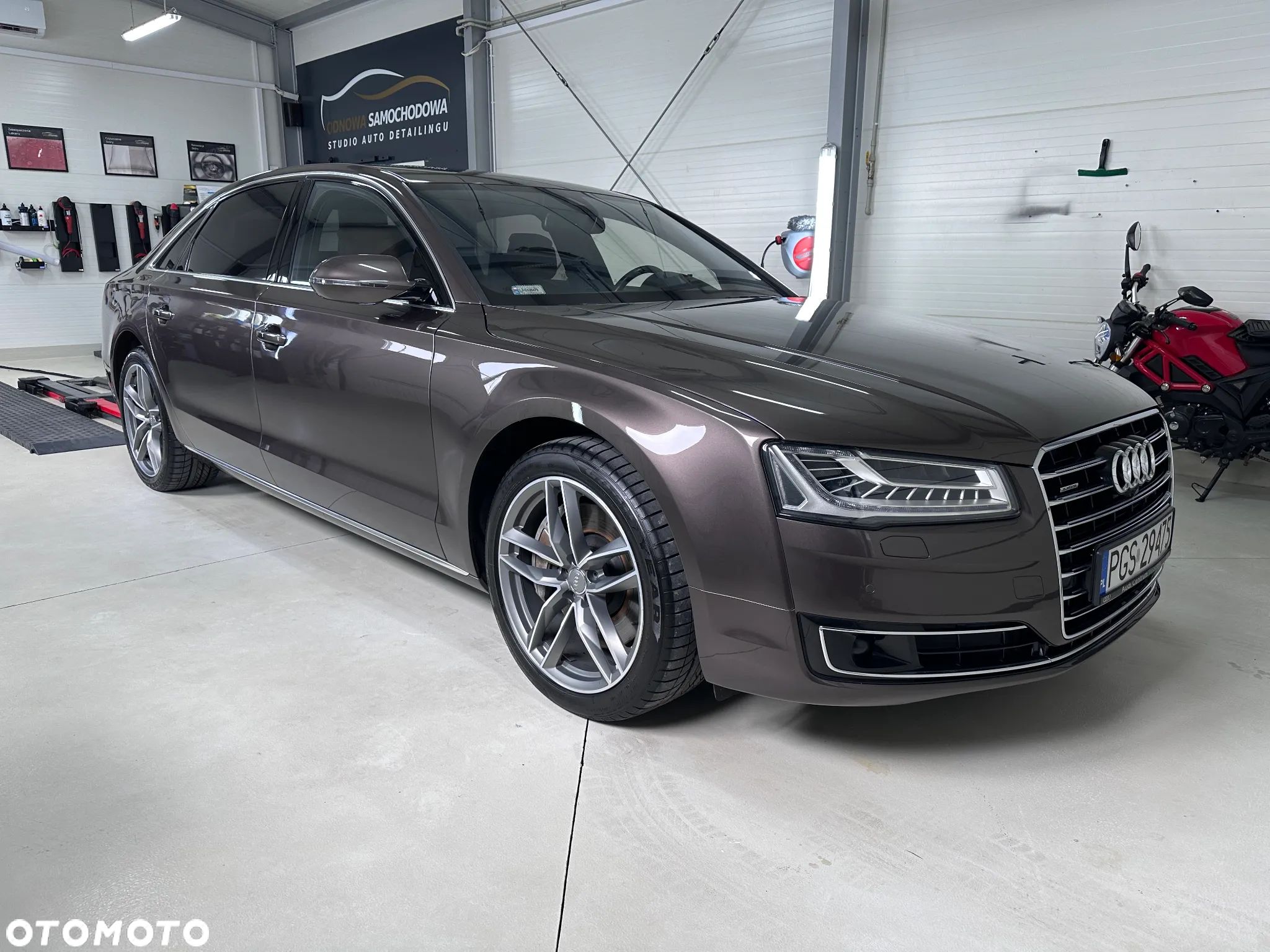 Audi A8 4.2 TDI clean diesel L Quattro - 1