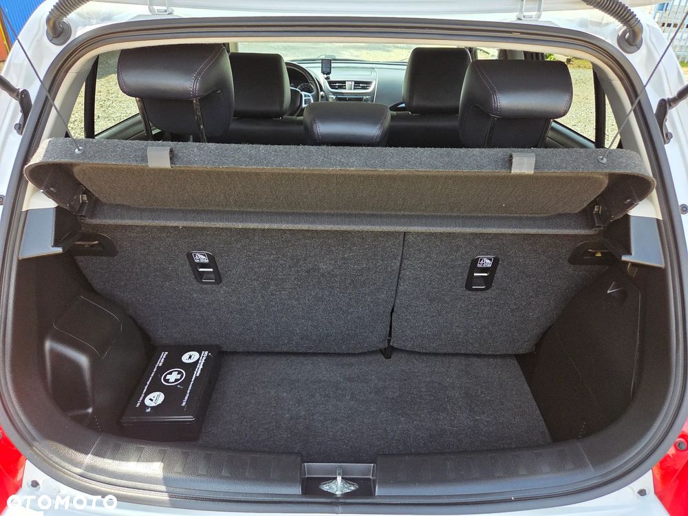 Suzuki Swift 1.2 X-TRA - 17
