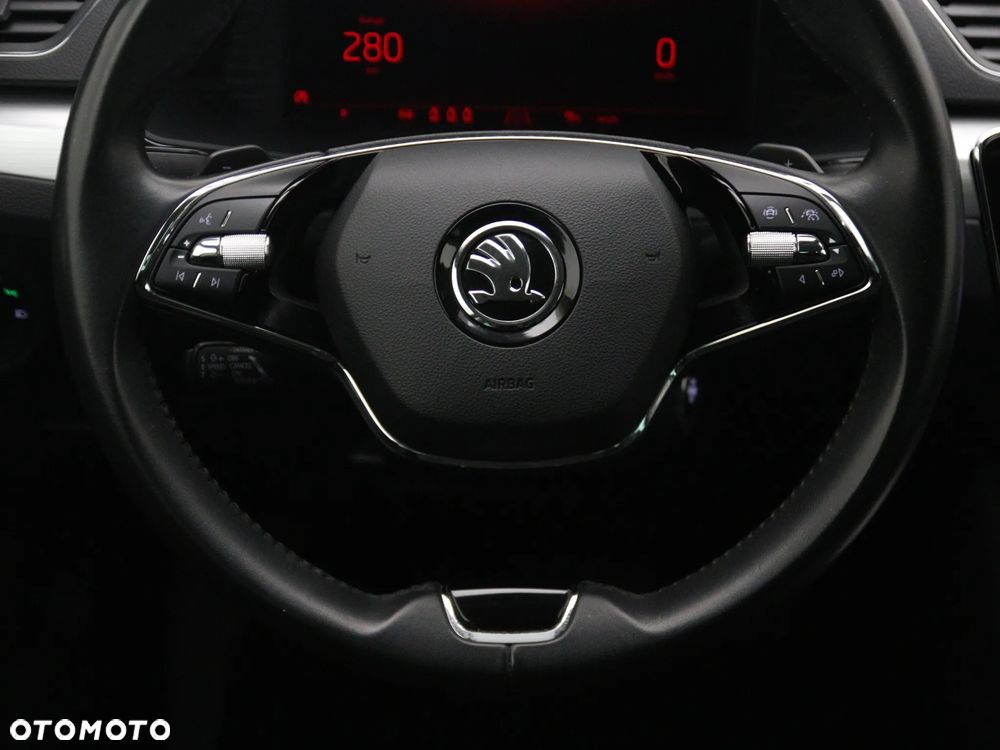 Skoda Superb 2.0 TDI SCR Ambition DSG - 18