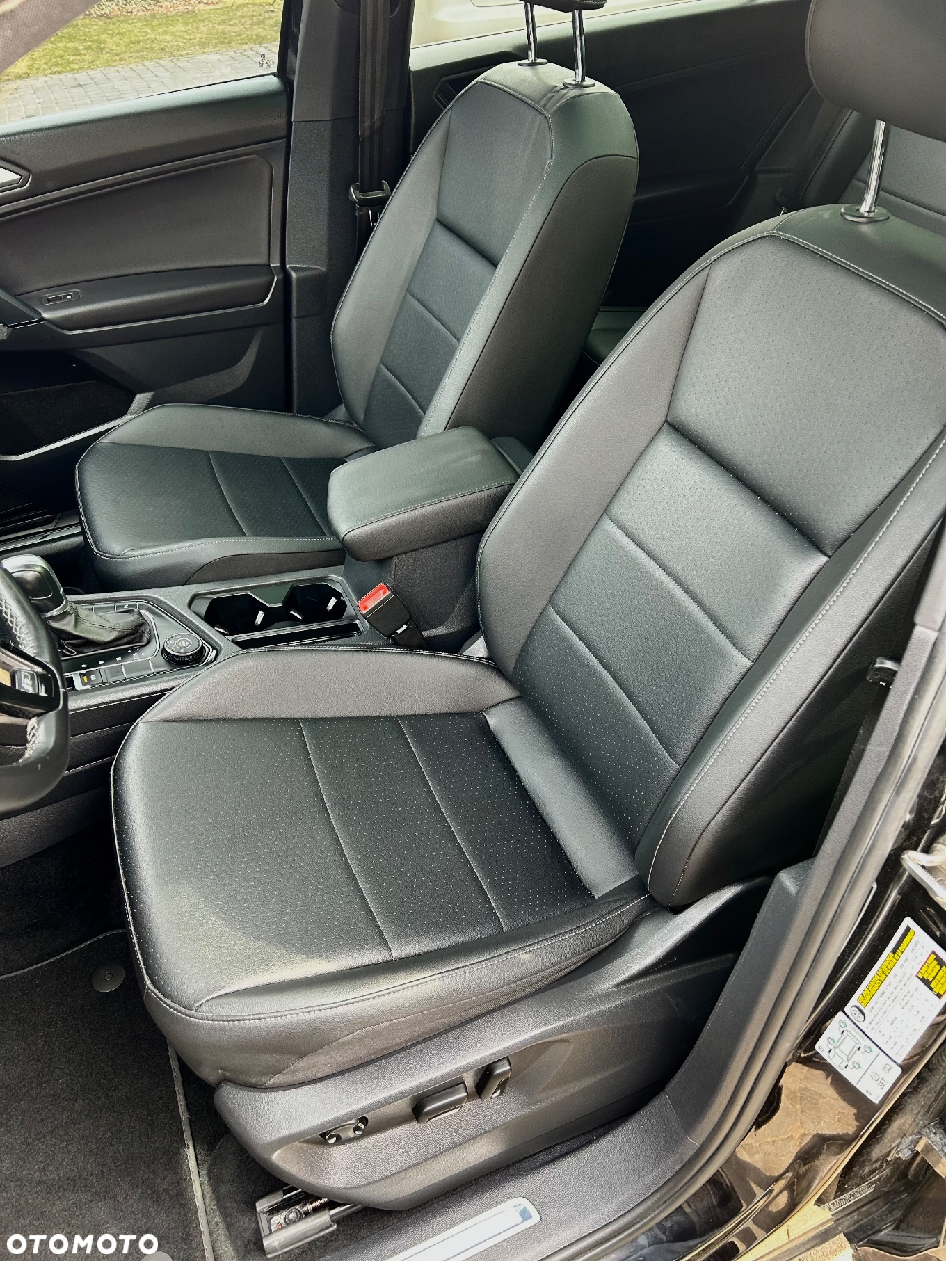 Volkswagen Tiguan 2.0 TSI 4Mot R-Line DSG - 37