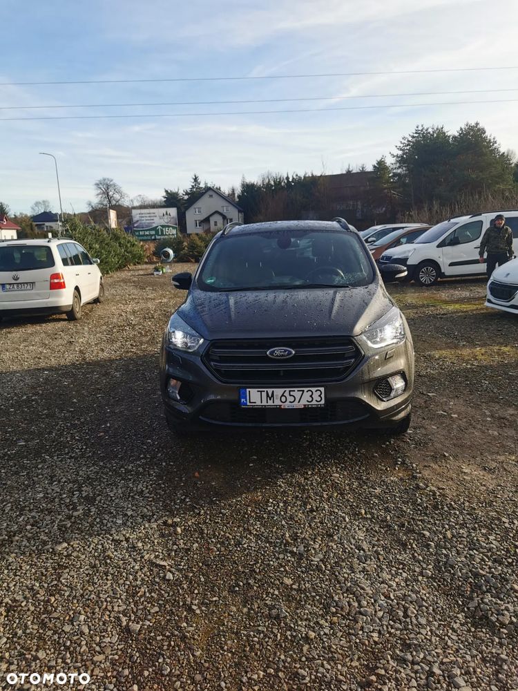 Ford Kuga 1.5 EcoBoost 2x4 ST-Line - 22