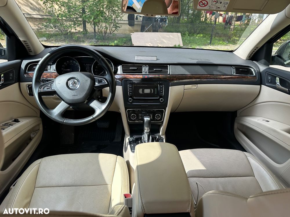 Skoda Superb 2.0 TDI 4X4 Laurin&Klement - 1