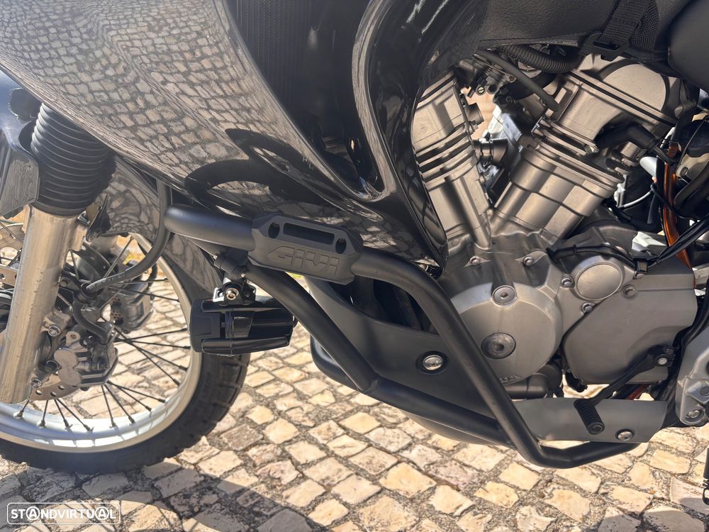 Honda XL - 12