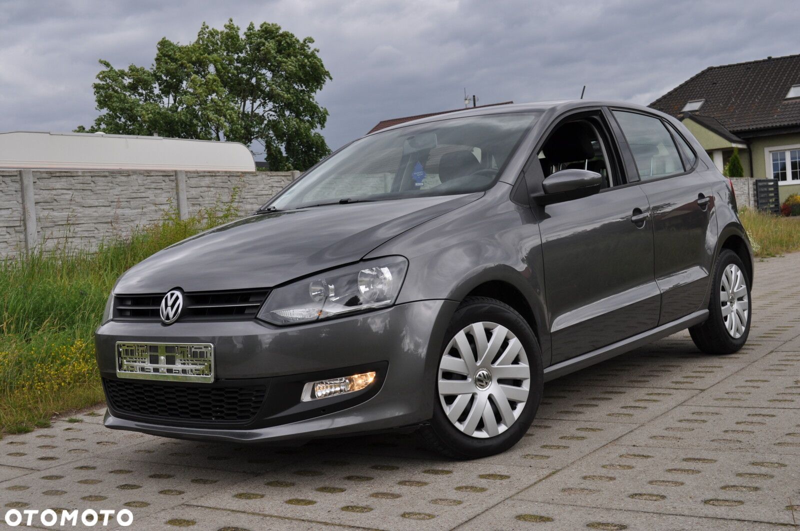 Volkswagen Polo - 1