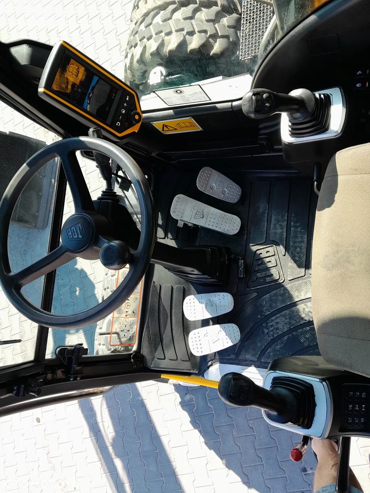 JCB JS 145 W - 26
