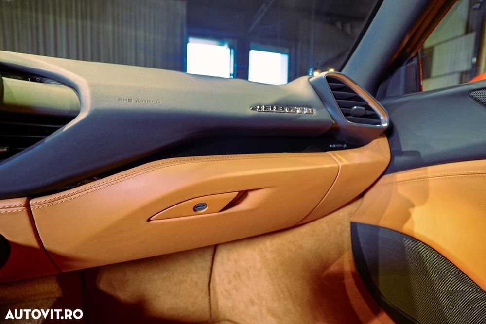 Ferrari 488 GTB - 30