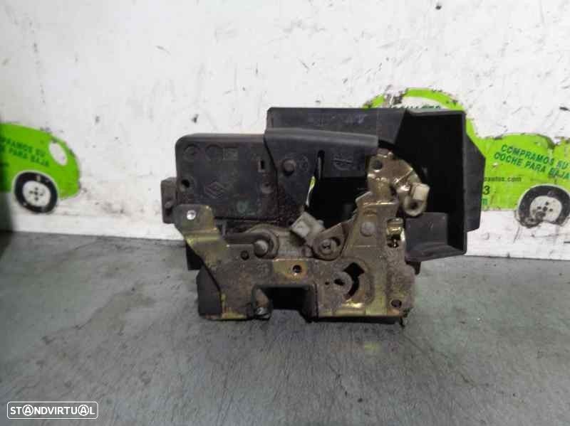 FECHADURA PORTA TRASEIRA DIREITA RENAULT LAGUNA I 1998 -7701038441 - 4