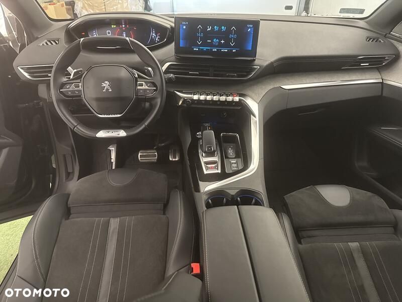 Peugeot 5008 - 21
