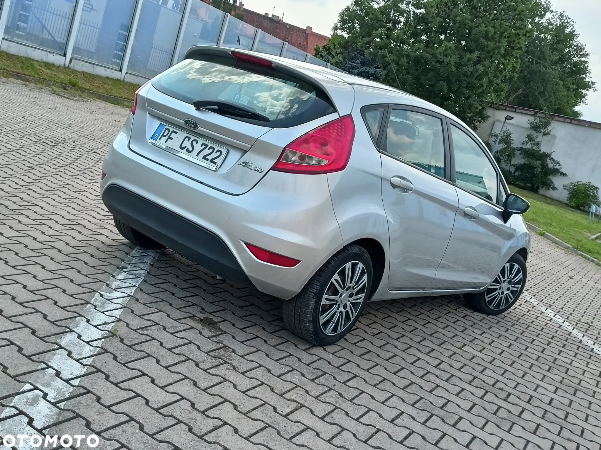 Ford Fiesta 1.25 Ghia - 6