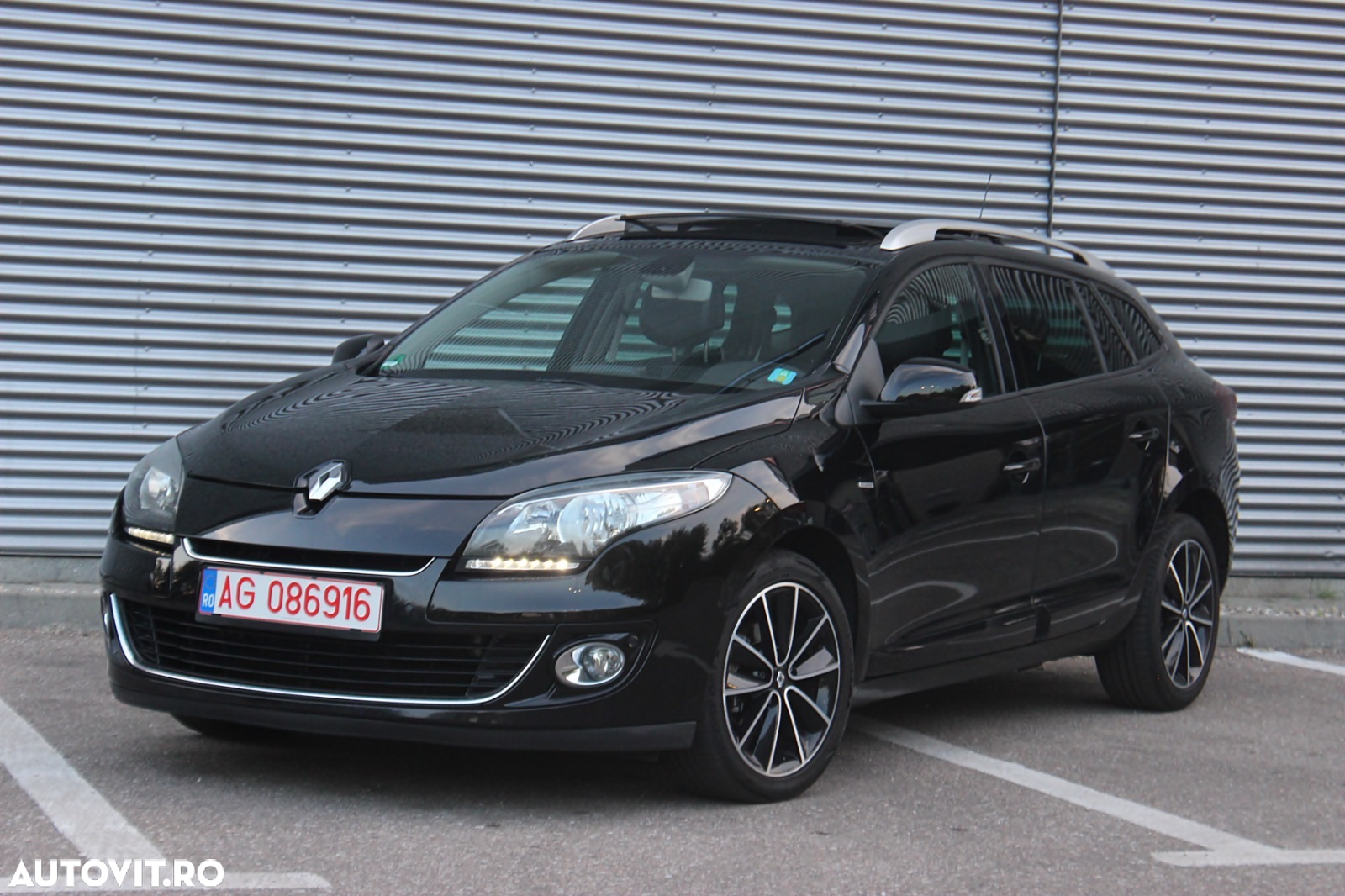 Renault Megane ENERGY dCi 110 Start & Stop Bose Edition - 11