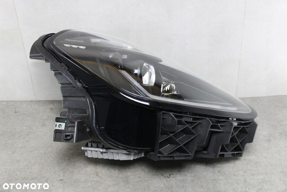 PRAWY REFLEKTOR LAMPA PRZÓD LED MASERATI GRECALE - 5