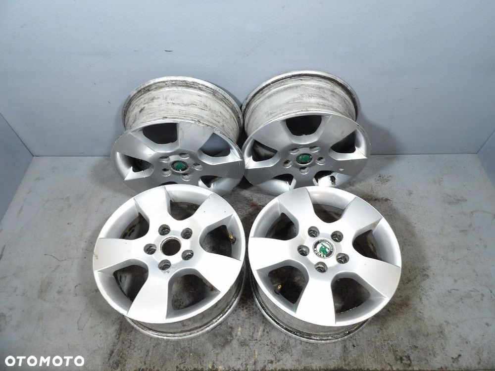 SKODA OCTAVIA III 3 FELGI ALUMINIOWE R15 5X112 ET50 - 1