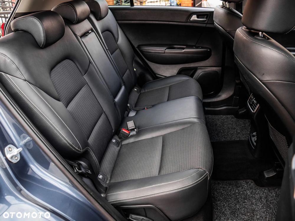 Kia Sportage 1.6 T-GDI 2WD Black Edition - 15