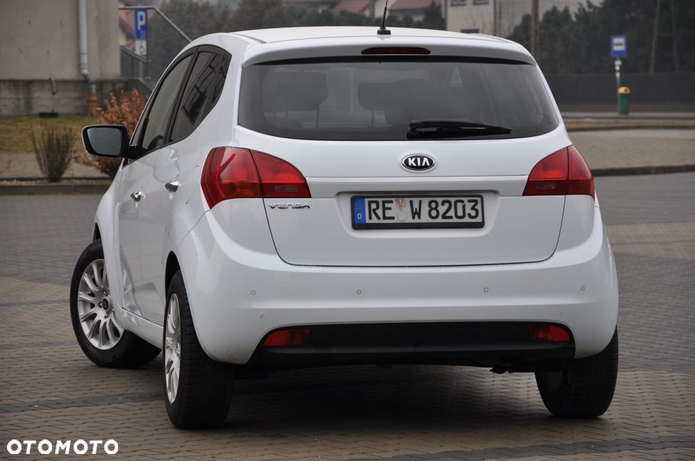 Kia Venga 1.6 CVVT Dream Team Edition - 32