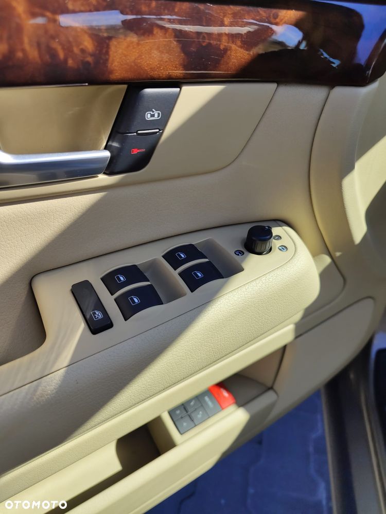 Audi A4 Limousine 2.0 T FSI multitronic - 12