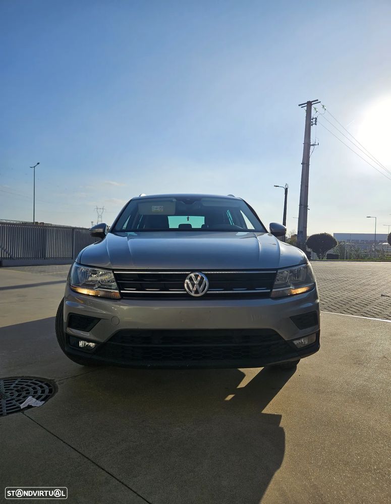 VW Tiguan 2.0 TDI Confortline - 1