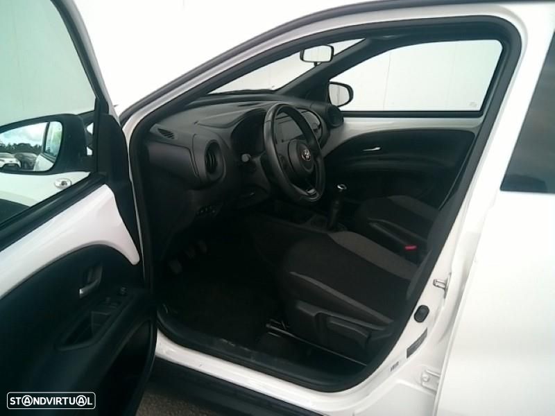 Toyota Aygo X 1.0 Play - 10