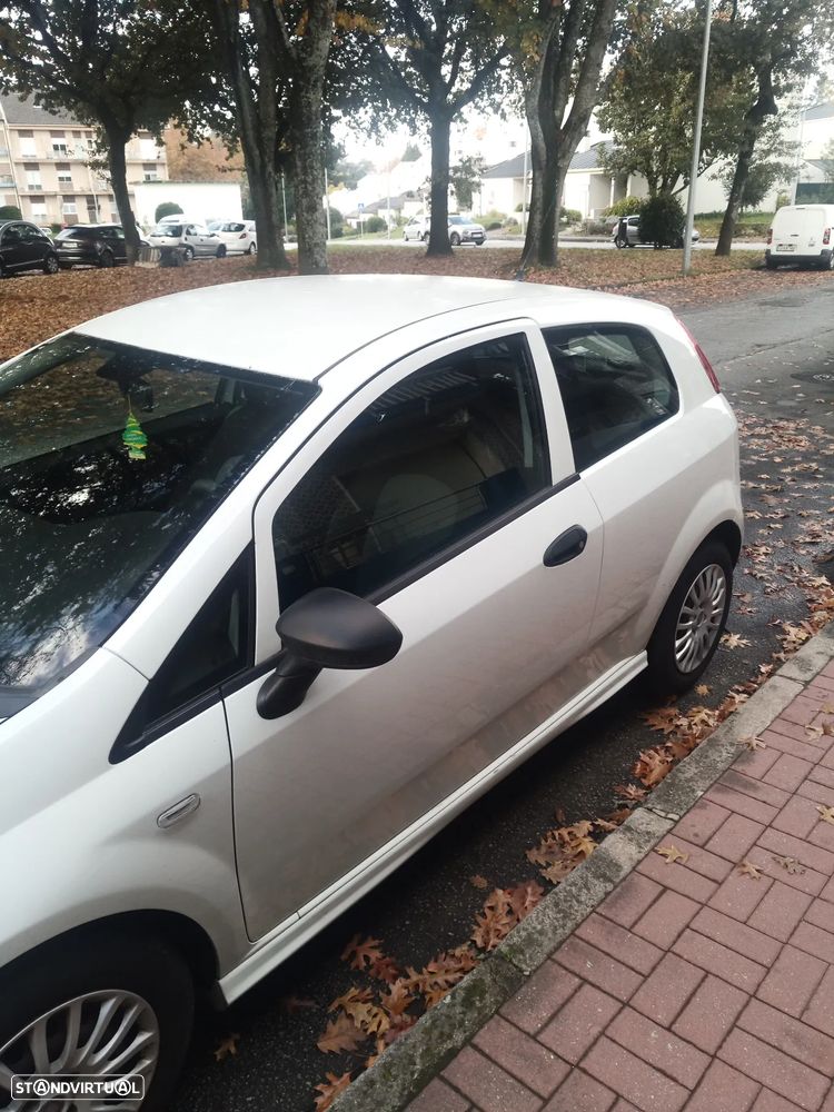 Fiat Grande Punto 1.3 Multijet 16V Dynamic - 4