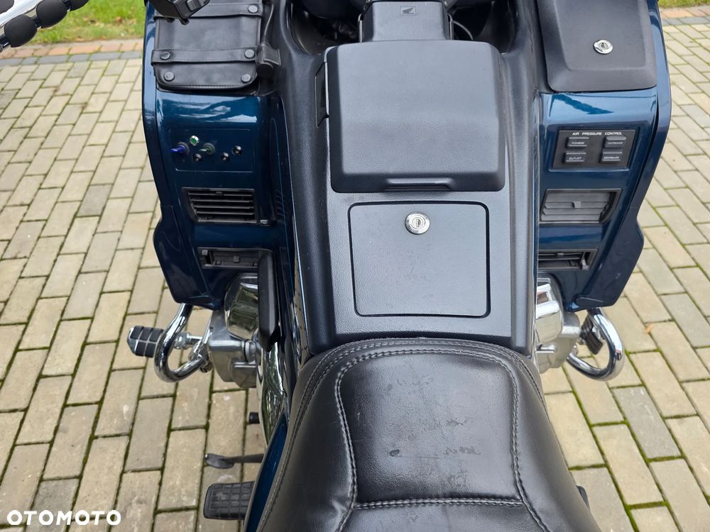 Honda GL - 9