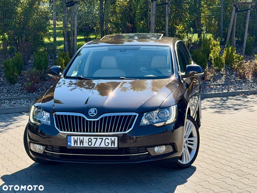 Skoda Superb 1.8 TSI DSG Exclusive - 2