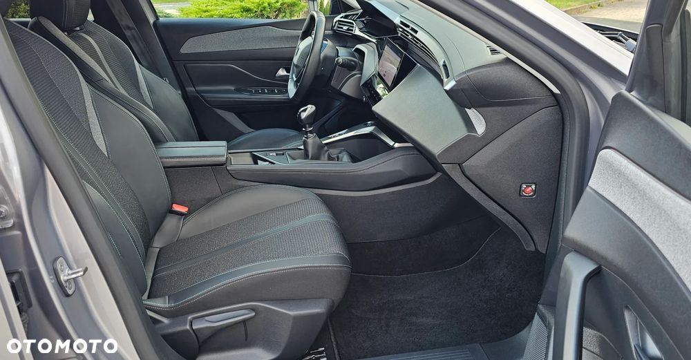 Peugeot 308 BlueHDi 130 Allure - 17