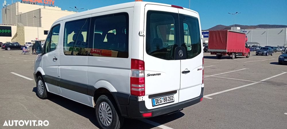 Mercedes-Benz Sprinter - 8