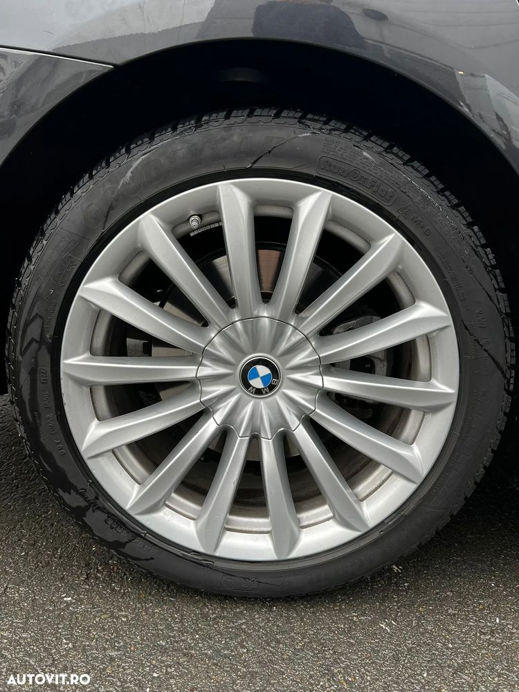 BMW Seria 7 730d xDrive MHEV - 22