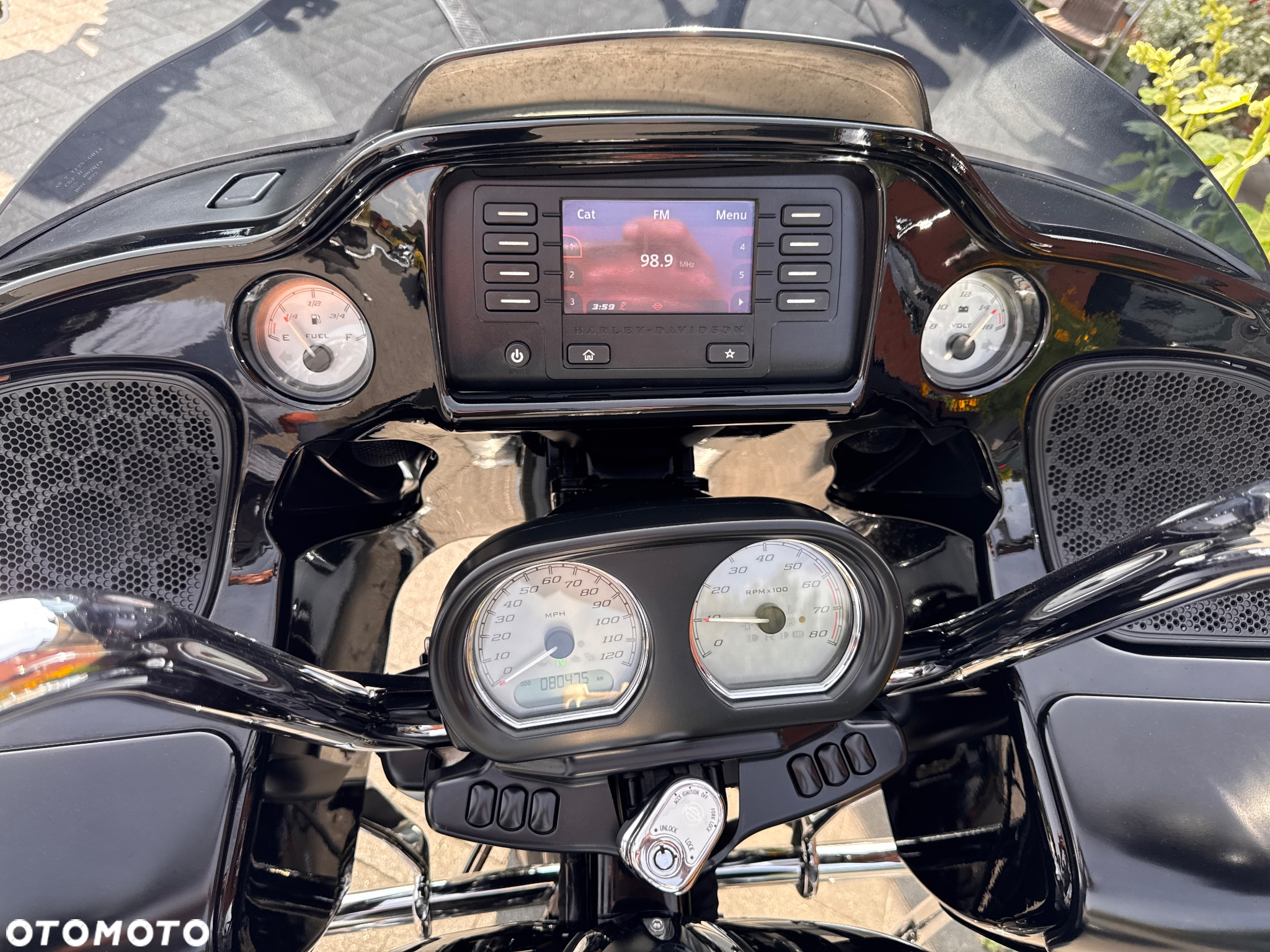 Harley-Davidson Touring Road Glide - 14