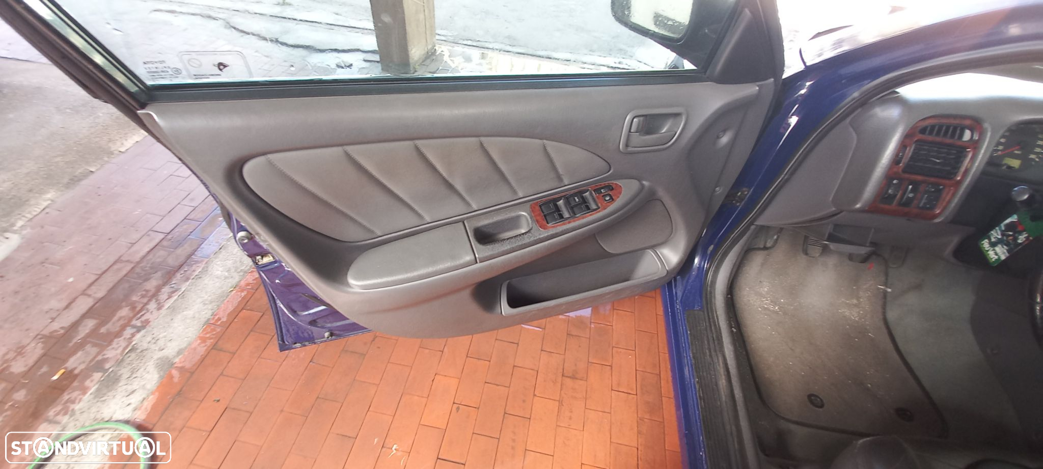 Toyota Avensis - 5