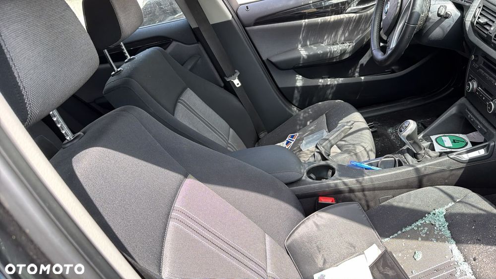 BMW X1 sDrive20d - 12