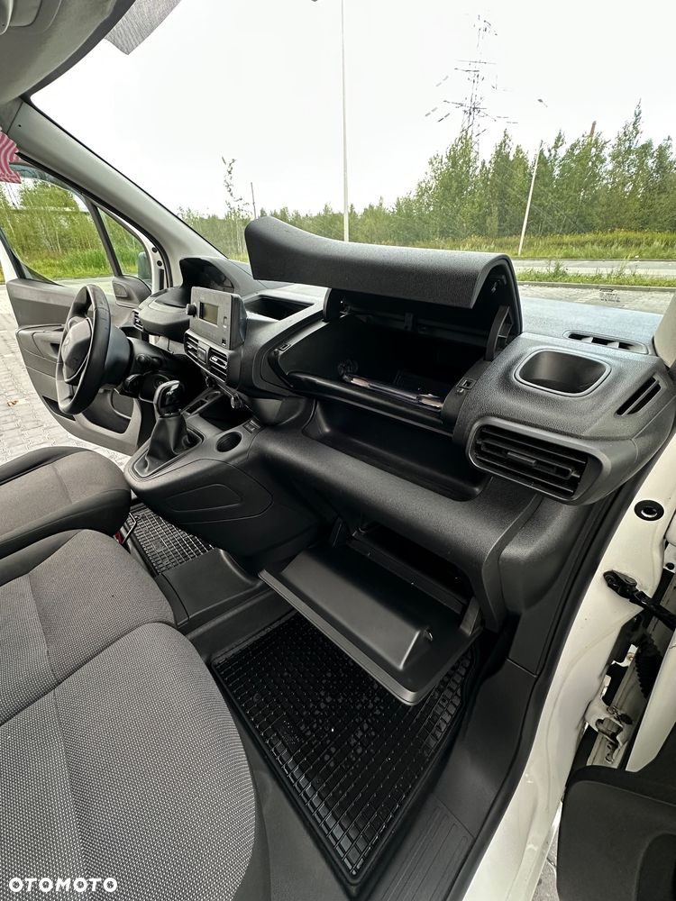 Peugeot Partner - 32