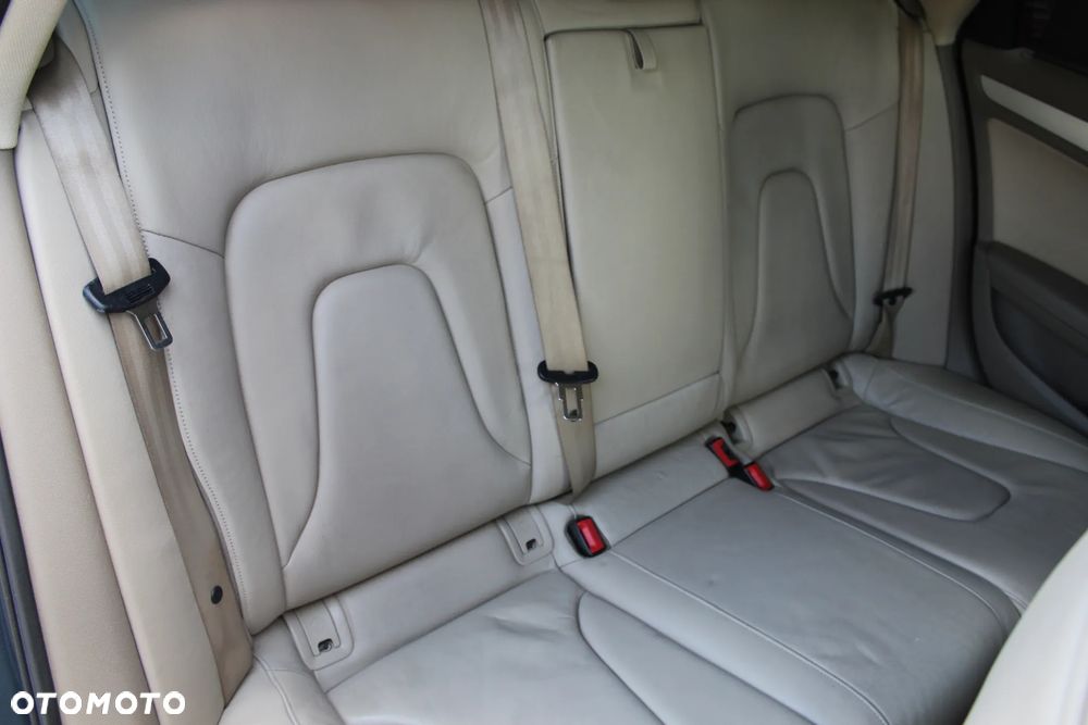 Audi A4 Avant 2.0 TDI e DPF Ambiente - 22